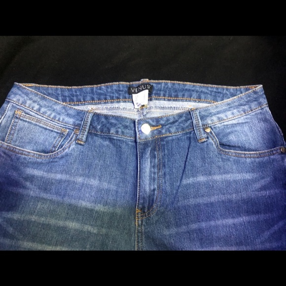 Venus Woman’s Crochet Patch Jeans - Picture 3 of 6